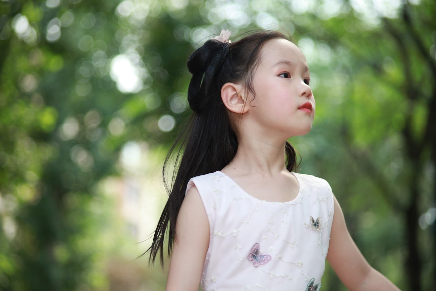 Explorando la alta costura para mujeres independientes